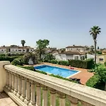 Villa Flores *
