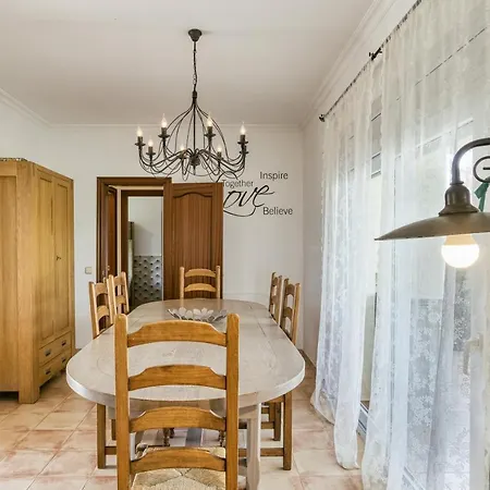 Villa Flores Vilacolum